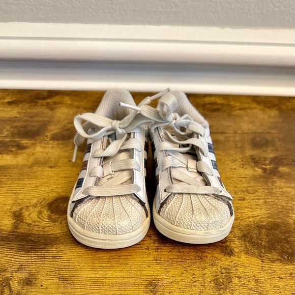 Adidas Superstar sneakers size 7 toddler (multicolor stripes) - Picture 2 of 7